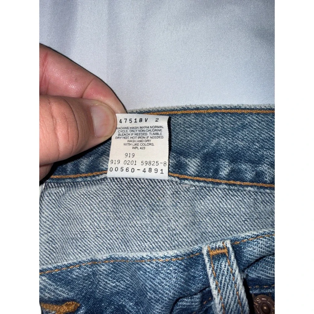 Vintage Levis 560 Comfort Fit Jeans Paper Tag 36x36 Medium Wash Blue Tapered Leg